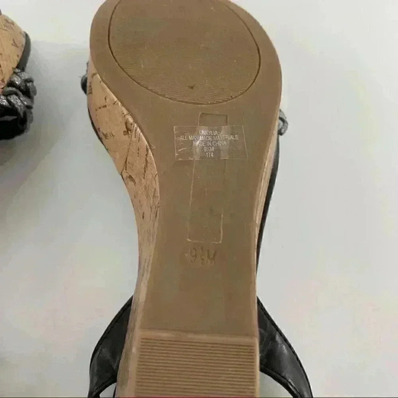 Unisa sandals 9.5 Unkylia black faux leather braided faux cork wedge platforms - Picture 8 of 14